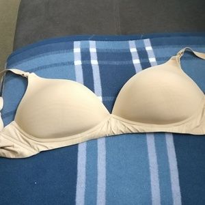 Motherhood maternity bra